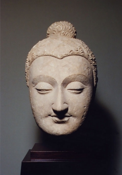 仏頭.jpg